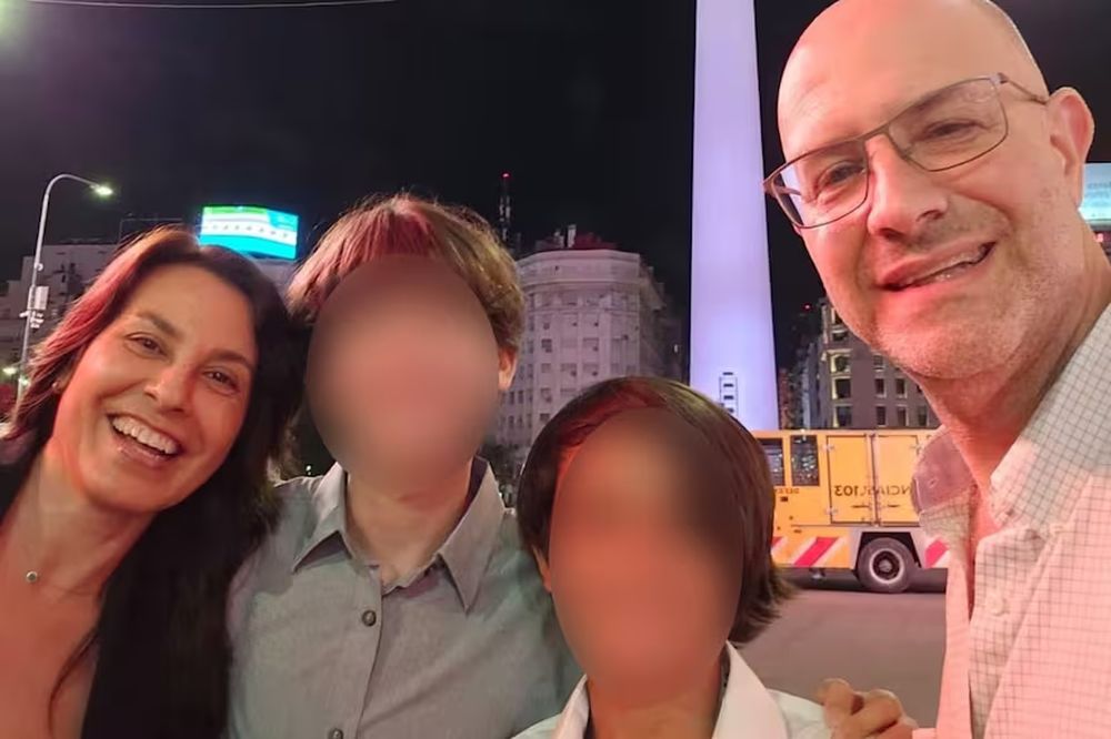La familia hallada muerta en Villa Crespo vivió en Funes entre 2009 y 2012